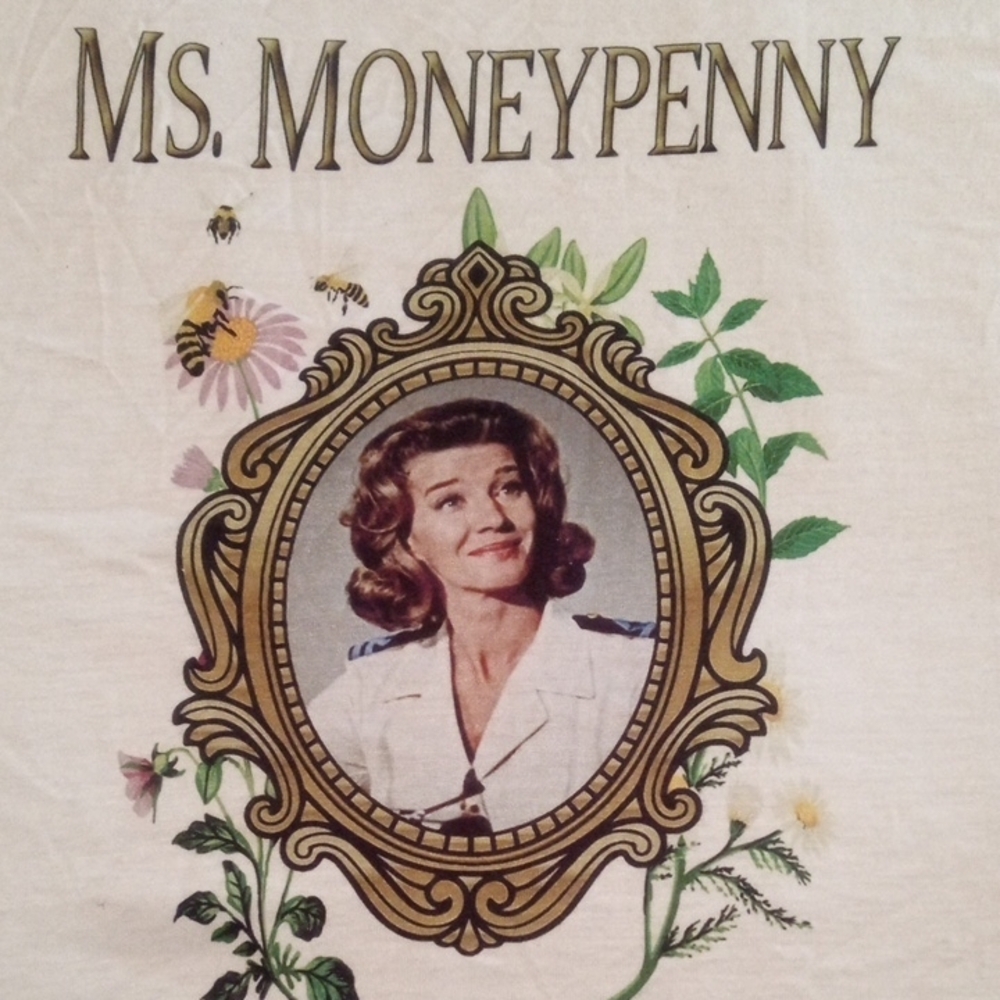 NWOT Medium Ms. Moneypenny Gildan White T-shirt - Picture 3 of 5